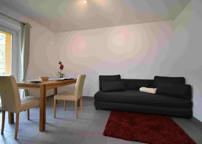 Dackel * ناودرس